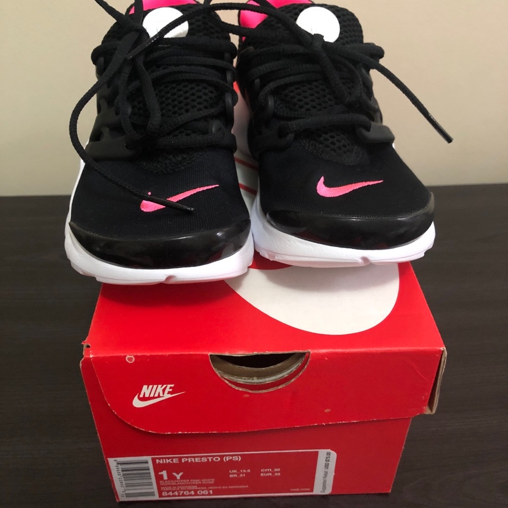 Nike Prestos (preschool) - Size 1Y